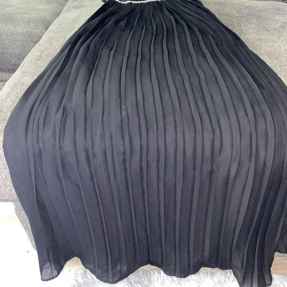 Halter maxi dress with leather top and chains with see through bottom and lining - Picture 5 of 10